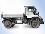 Mercedes-Benz Unimog U400 2000 года